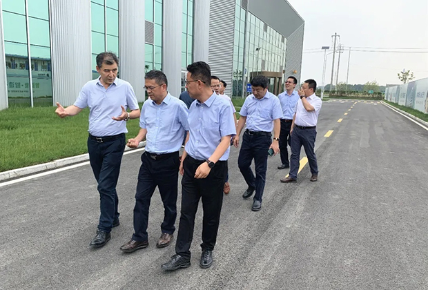 互利共赢、共享发展！中航复材莅临我司参观考察