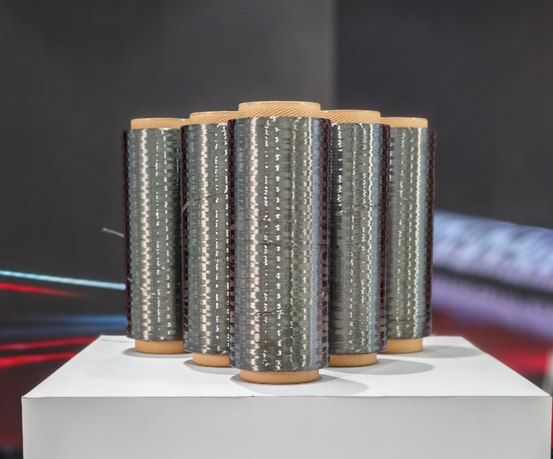 大国重器：“黑色黄金”T1200级超高强度碳纤维问世，战略合作伙伴强势助力！